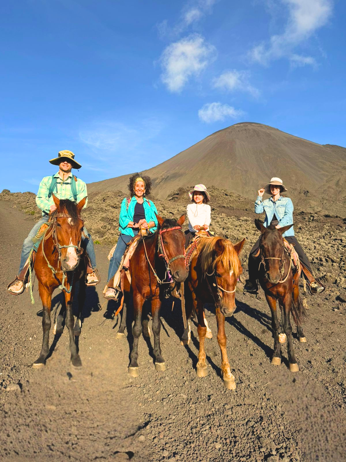 PACAYA HORSEBACK RIDE TOUR FROM ANTIGUA GUATEMALA - photo 3